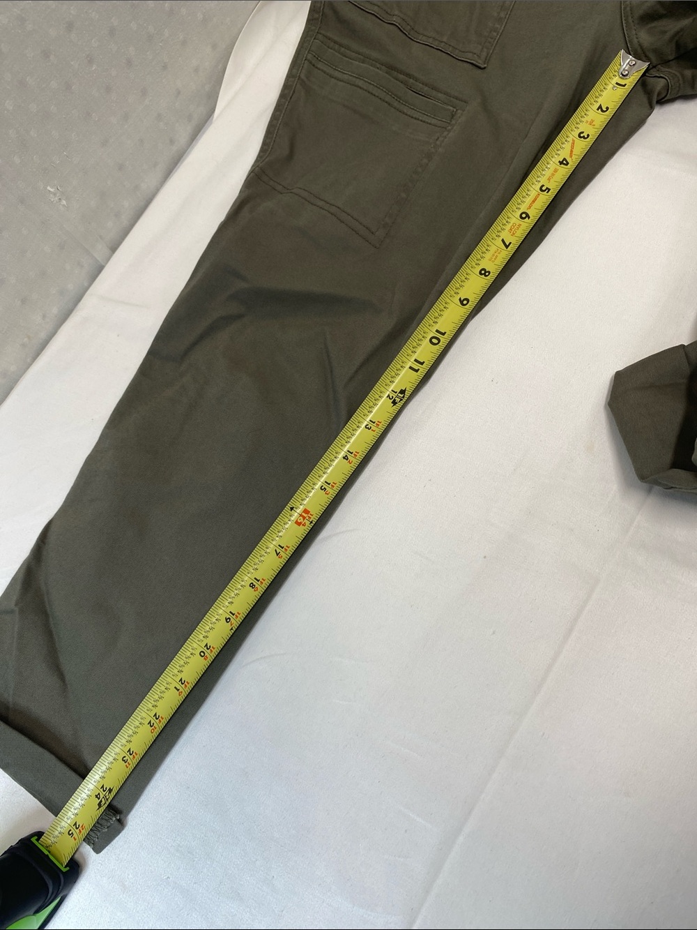 Democracy Olive Utility Ankle Cargo Pants Ab Technology Size 10 - Picture 8 of 8